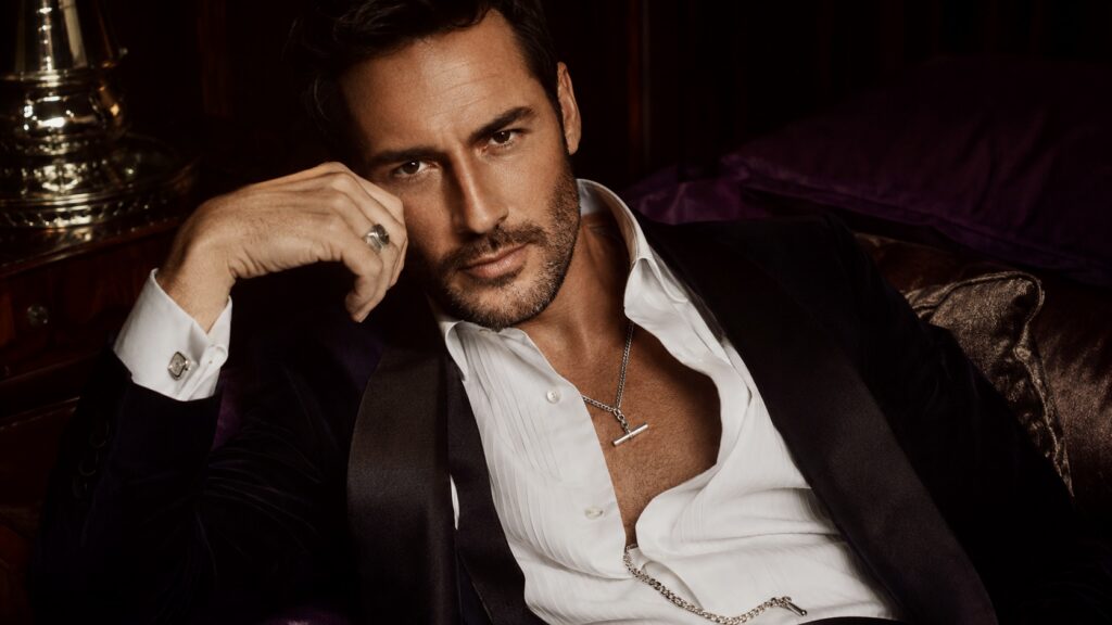 Sampson Mordan Intense gaze in a luxe Gentleman lounge